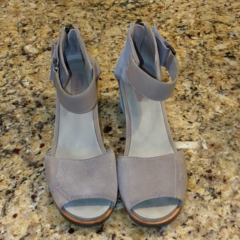 Sorel Joanie leather wedge like new